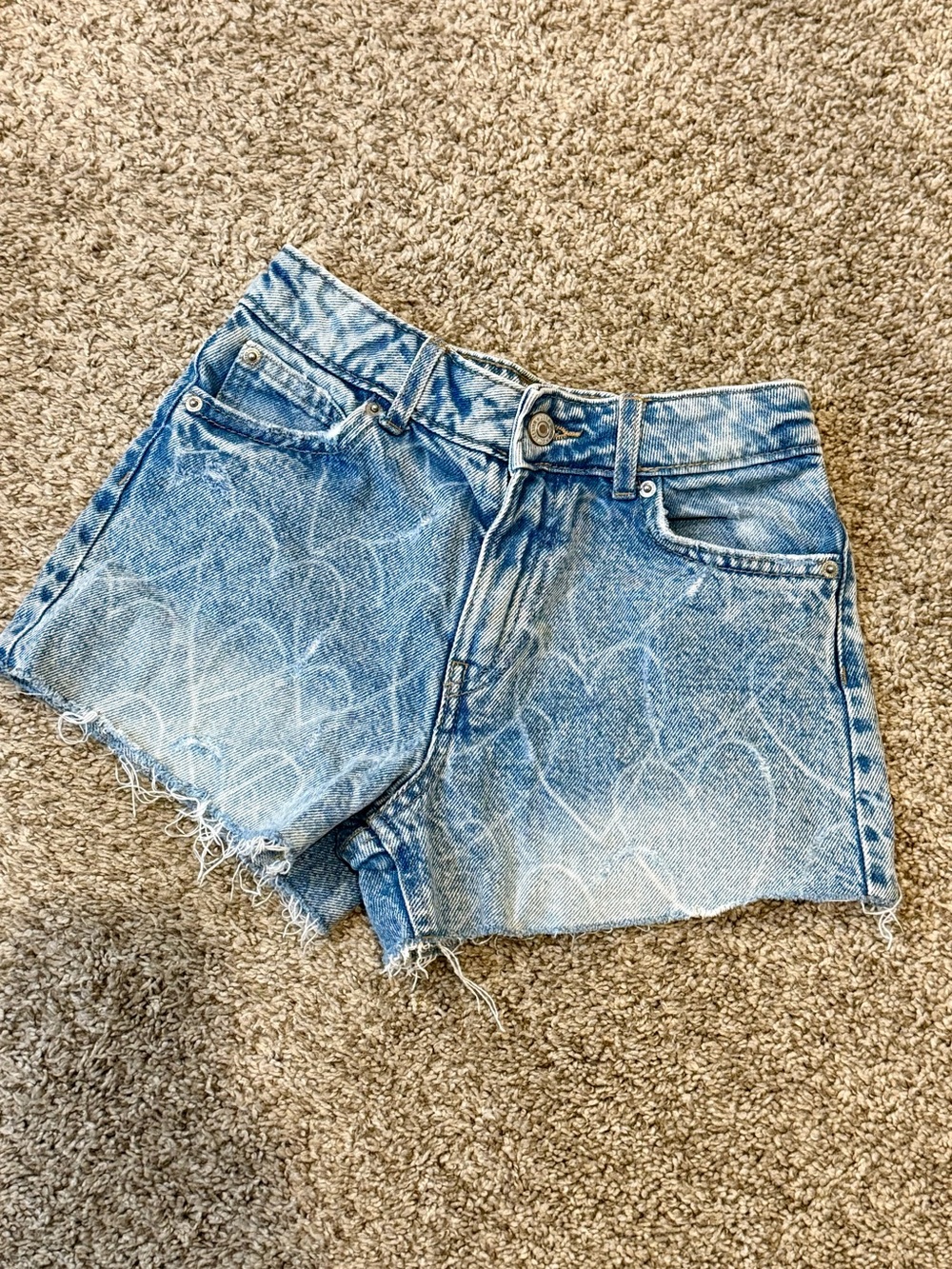 Blue Heart-Print Denim Shorts Size 10